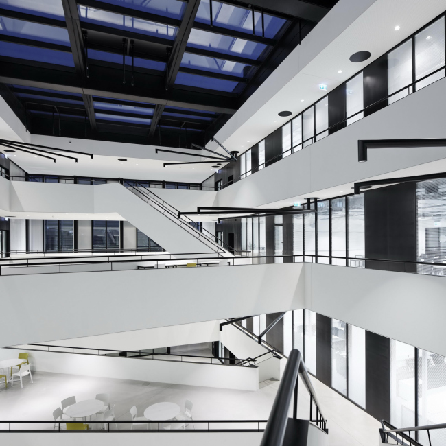 ���������� ������ ������������ ���������������� ������������ ������� � Vincent Fillon / Dominique Perrault Architecture / Adagp