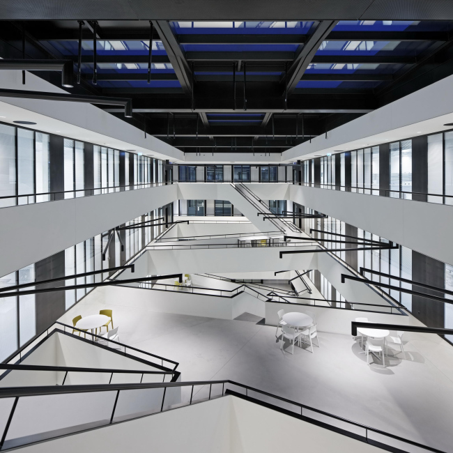 ���������� ������ ������������ ���������������� ������������ ������� � Vincent Fillon / Dominique Perrault Architecture / Adagp