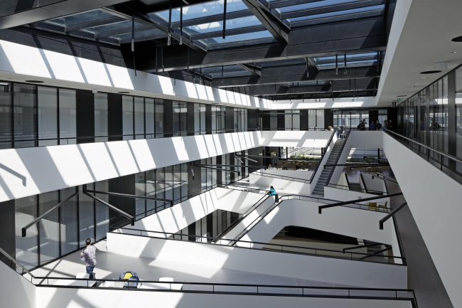 ���������� ������ ������������ ���������������� ������������ ������� � Vincent Fillon / Dominique Perrault Architecture / Adagp