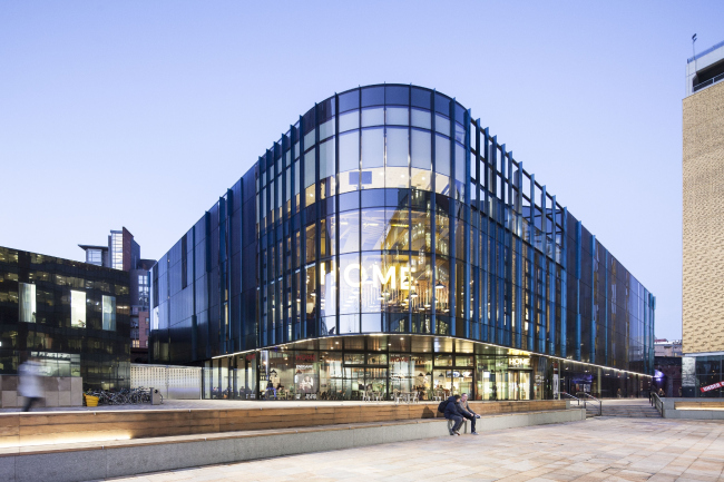 ����� ��������, ������ � ���� HOME � ����������. 
Mecanoo. ���� � Machteld Schoep