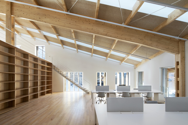 ���� � ��������� �������a � Michel Denance