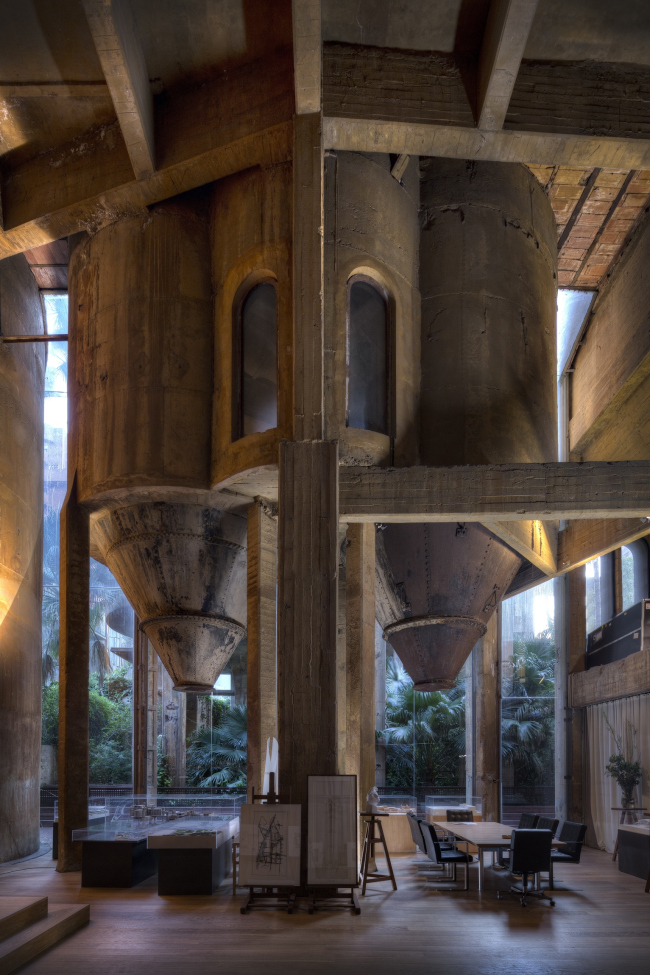 La Fabrica. ���� ������� ������� � ���������. 1975 
