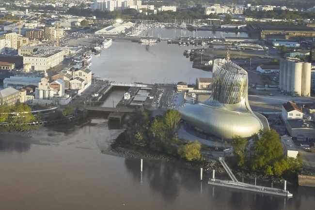 ����� La Cité du Vin � Julien Lanoo