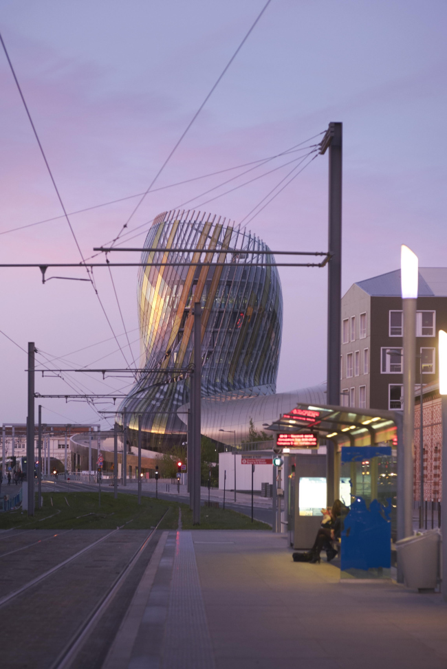 ����� La Cité du Vin � Julien Lanoo