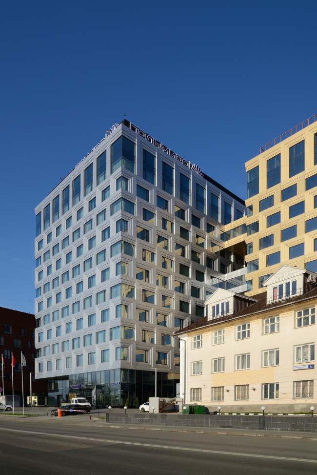 "Danilov Plaza" multifunctional project. Construction, 2016. Photograph  Aleksey Naroditskiy