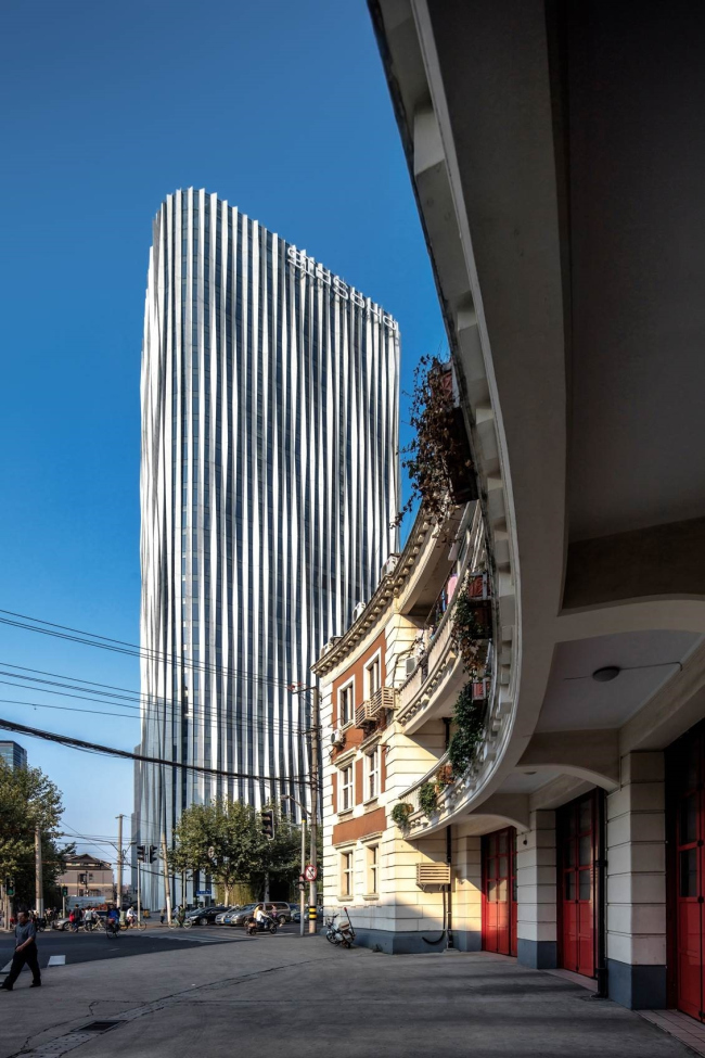 ������� ����� Hongkou Soho � Jerry Yin