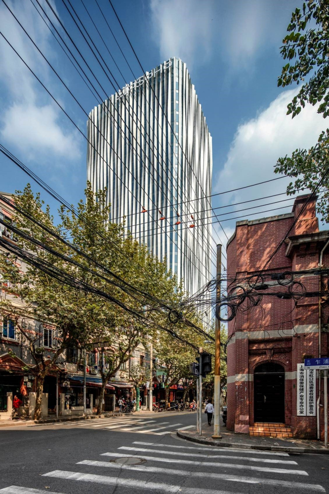 ������� ����� Hongkou Soho � Jerry Yin