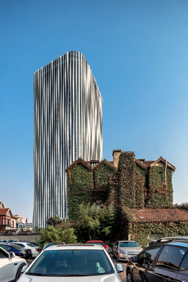 ������� ����� Hongkou Soho � Jerry Yin