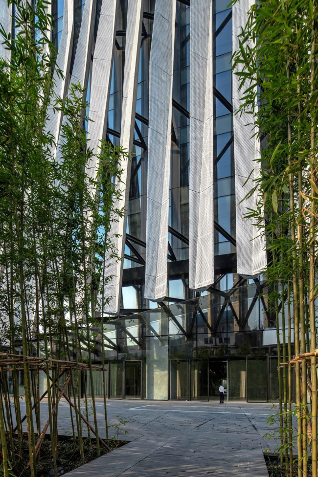������� ����� Hongkou Soho � Jerry Yin