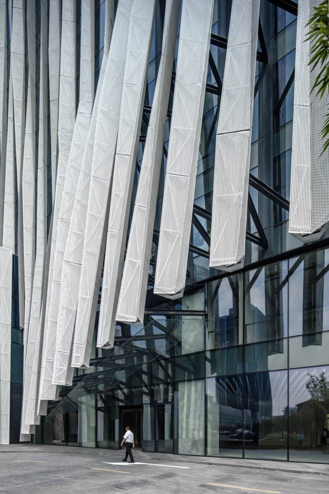 ������� ����� Hongkou Soho � Jerry Yin