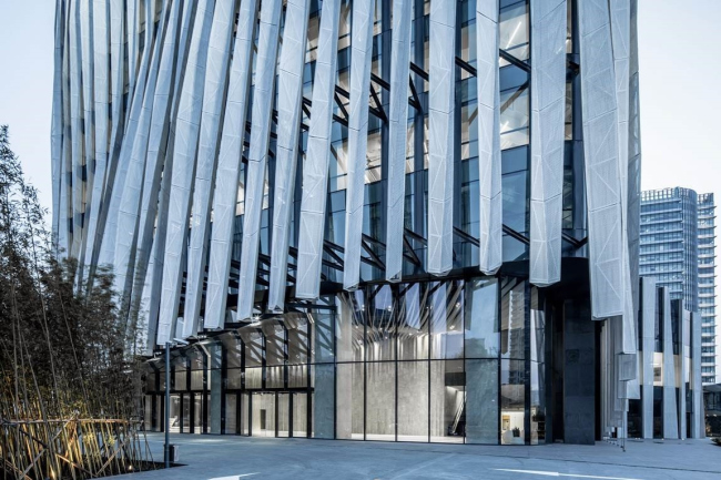 ������� ����� Hongkou Soho � Jerry Yin