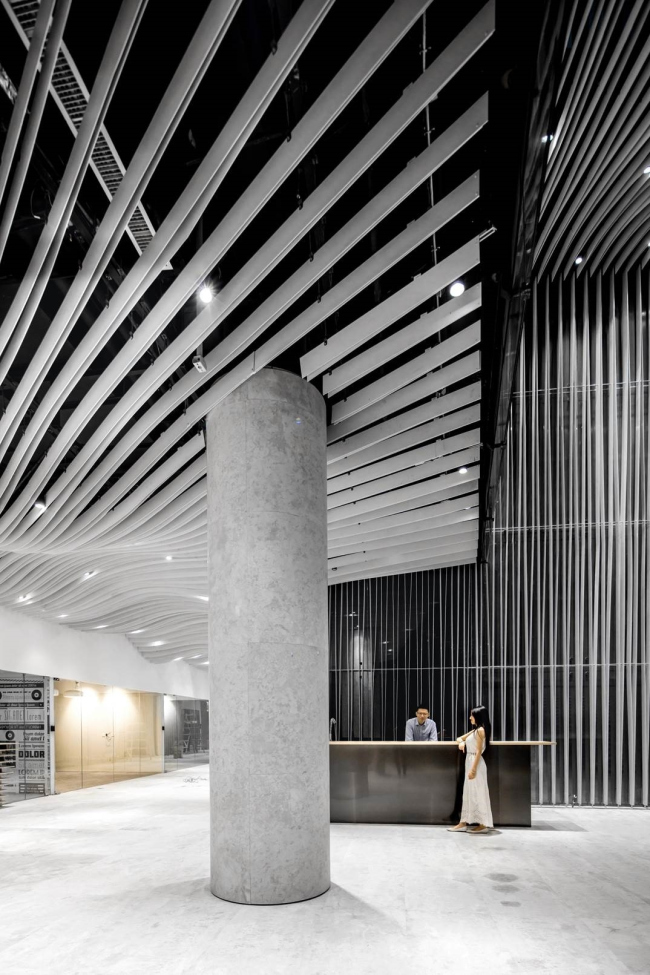 ������� ����� Hongkou Soho � Jerry Yin