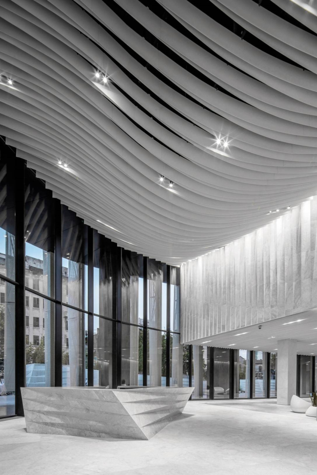 ������� ����� Hongkou Soho � Jerry Yin