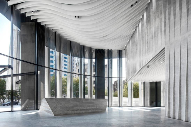 ������� ����� Hongkou Soho � Jerry Yin