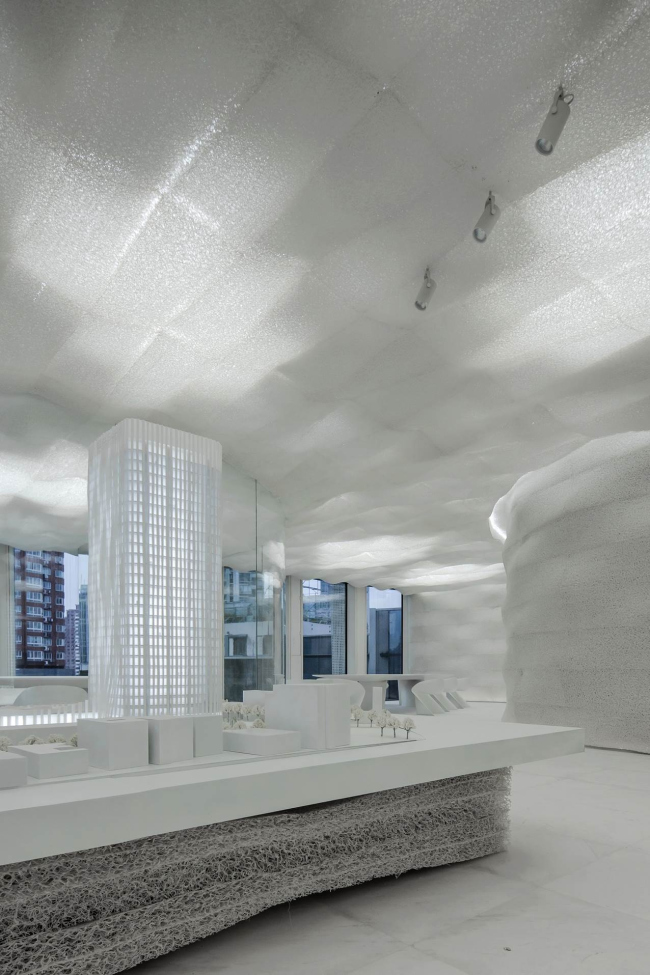 ������� ����� Hongkou Soho � Jerry Yin