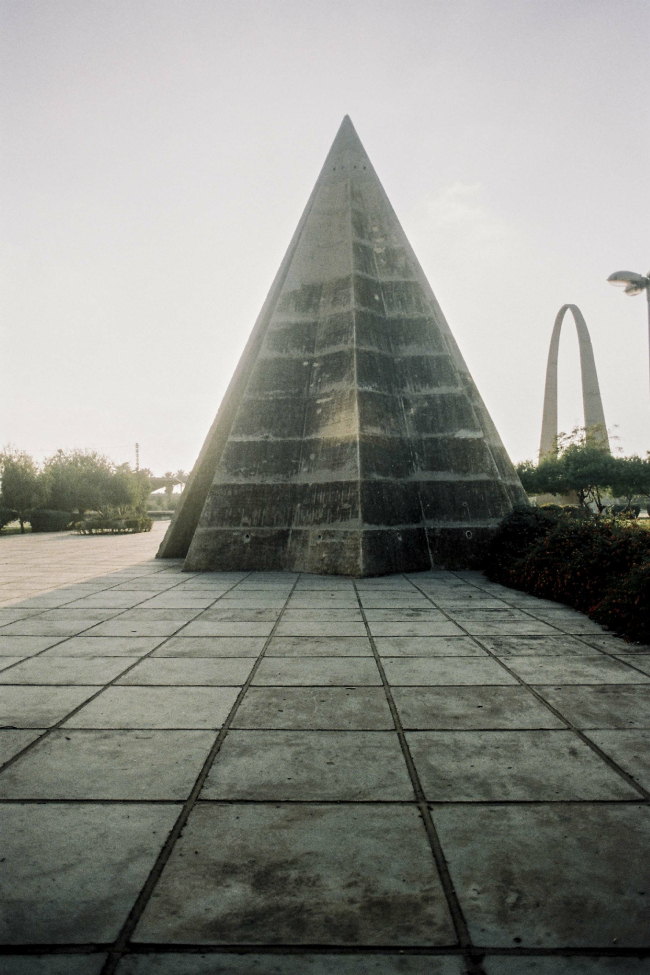 �������� ������������� �������� � �������, ����� � Anthony Saroufim