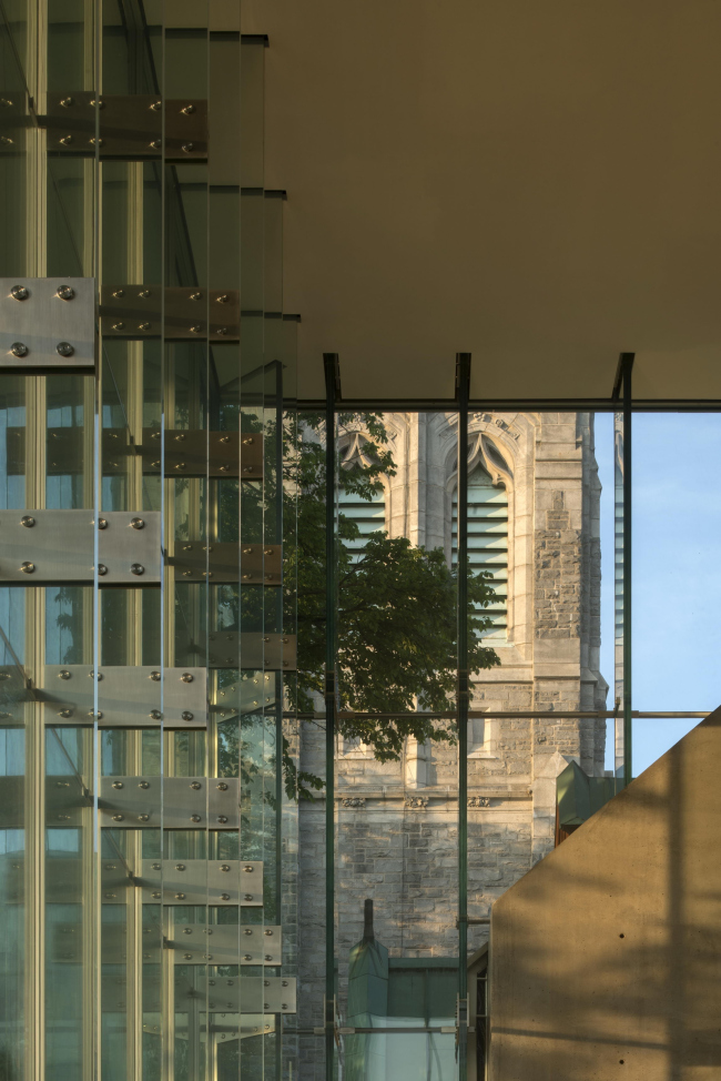 ������������ ����� ������� �������� ������� � �������� ����� �������� � Nic Lehoux