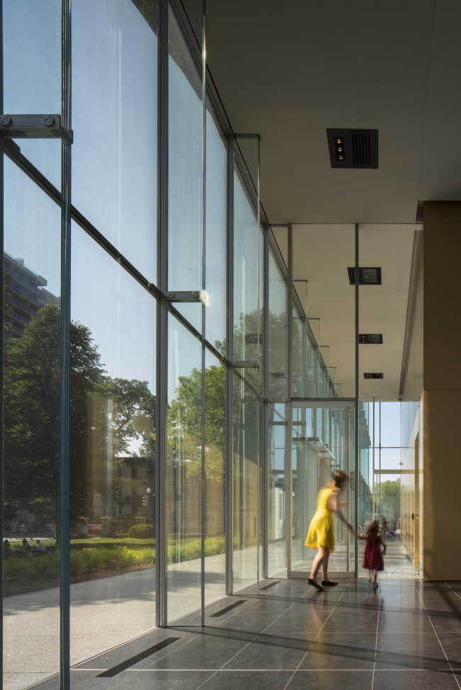 ������������ ����� ������� �������� ������� � �������� ����� �������� � Nic Lehoux