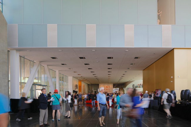 ������������ ����� ������� �������� ������� � �������� ����� �������� � Philippe Ruault