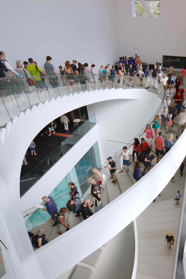 ������������ ����� ������� �������� ������� � �������� ����� �������� � Philippe Ruault