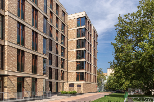 The club house in the Gorokhovsky Lane. Construction, 2016 � ADM architects