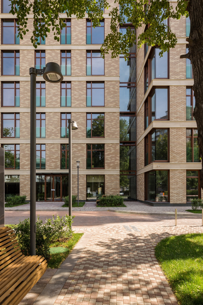 The club house in the Gorokhovsky Lane. Construction, 2016 � ADM architects