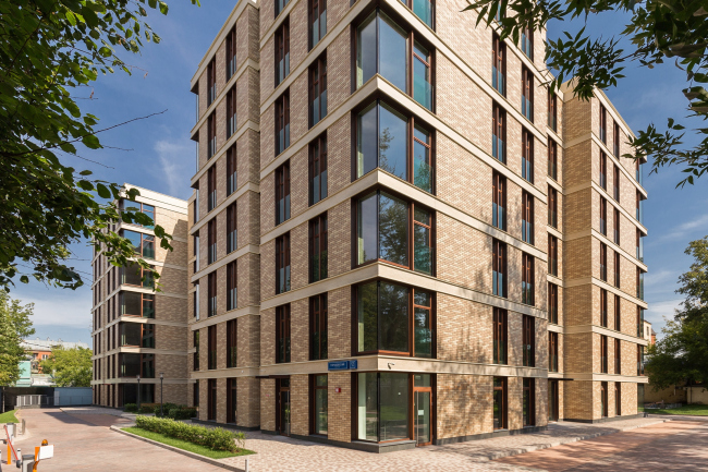 The club house in the Gorokhovsky Lane. Construction, 2016 � ADM architects