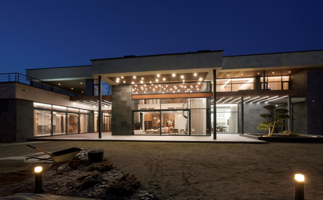 Hampton House. Country residence. Construction, 2016  Roman Leonidov architectural bureau