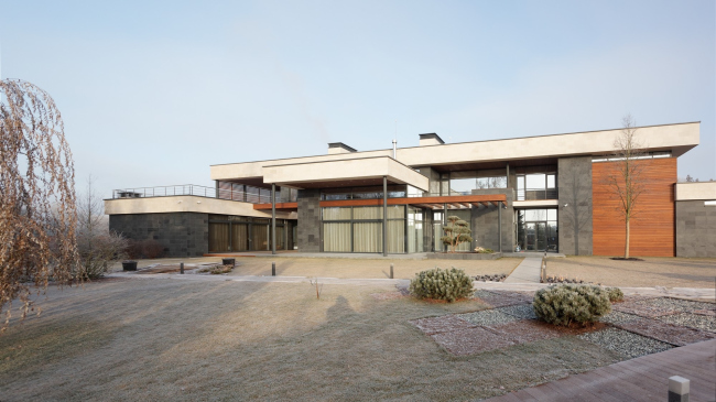 Hampton House. Country residence. Construction, 2016 � Roman Leonidov architectural bureau