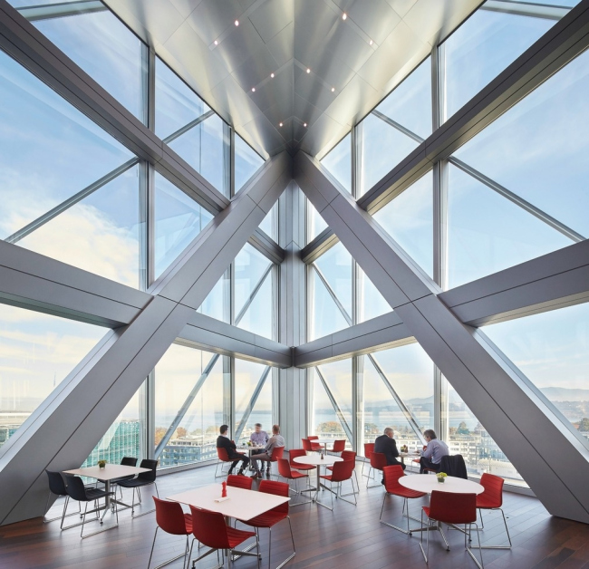 ����-�������� JTI, ������. 
Skidmore, Owings & Merrill, Inc. � Hufton + Crow