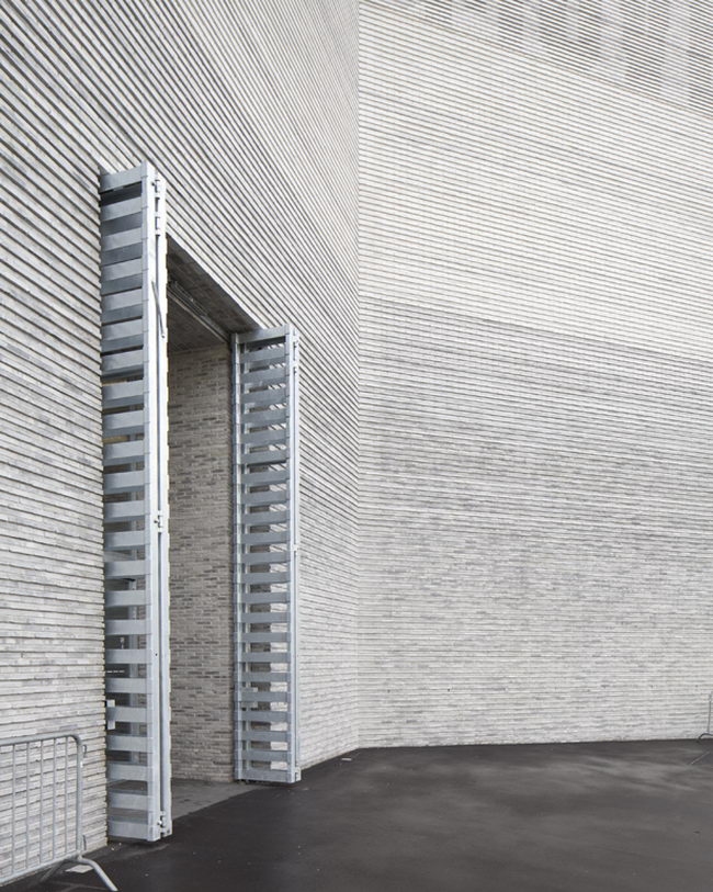 Kunstmuseum Basel. ����� ������ � Stefano Graziani