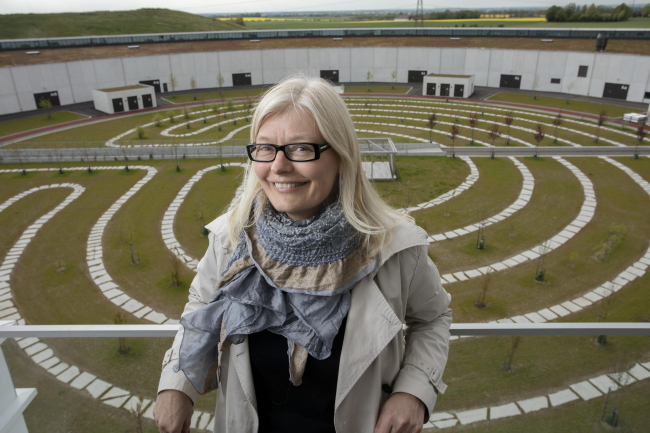 ���� ���������� ����������� MAX IV. ������� "��������", ����������� ���������� ����� ��������� � Mikal Schlosser