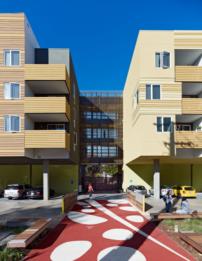 La Valentina Station affordable housing � Bruce Damonte