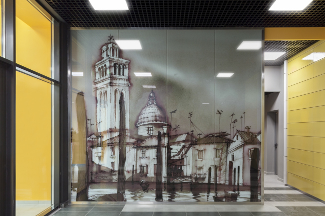 "Vodny" housing project. Construction, 2015. Interior of the entrance lobby. Photograph � Dmitry Chebanenko