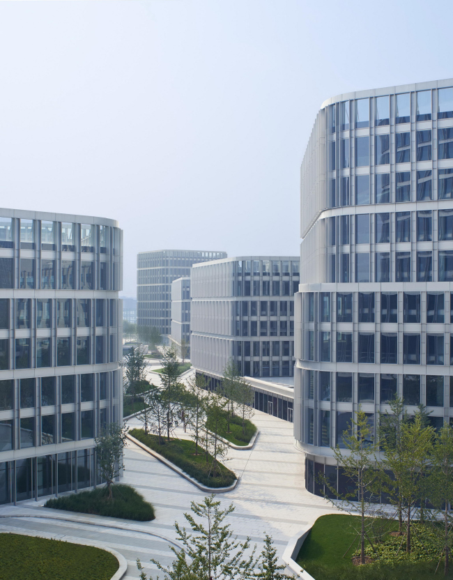 ������-���� �AVIC ������������� ����� ������������������ � Christian Gahl