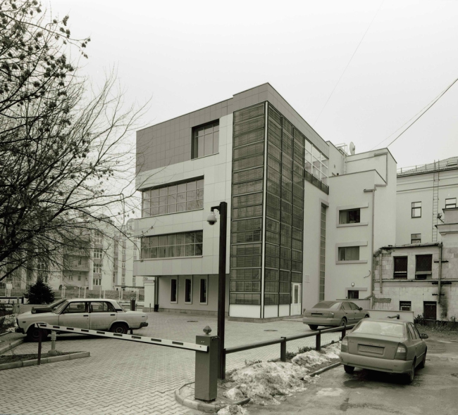    . , 2002  ABD architects