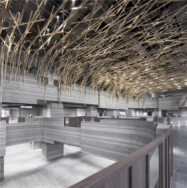 ���������� ����� The HUB. ����������� ��� (����) � Dirk Weiblen