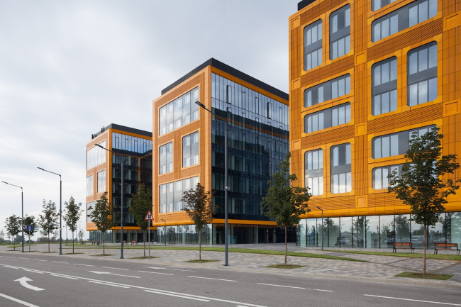 Congress and trade show center EXPOFORUM on the Peterburgskoe Highway. Construction, 2014. Evgeny Gerasimov and Partners, SPEECH, nps tchoban voss. Photograph � D.Chebanenko