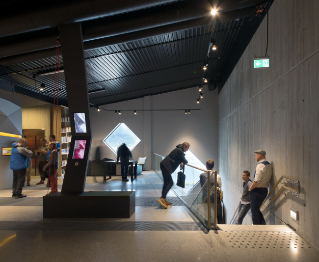 ���������� ����������� ����� � Søren Harder Jensen