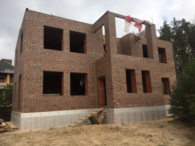 ������������� ���� � ����������. ��������: ���������� ������ LÜBECK ������� ARF (250x85x65 ��). ���������� ������������� �� ������ ������˻