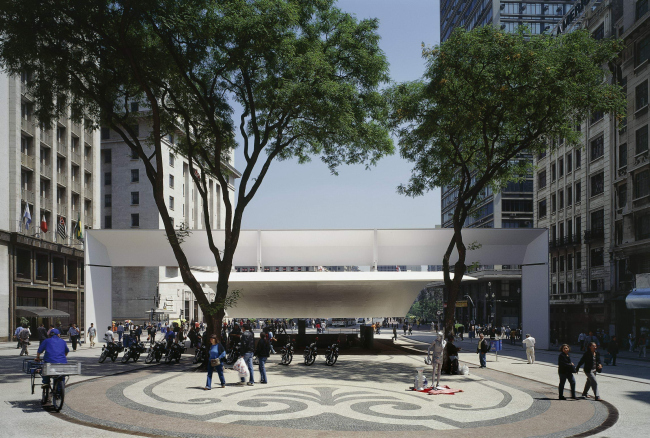 ������� �����-��-��������� � ������ ���-�����. 2002 � Nelson Kon