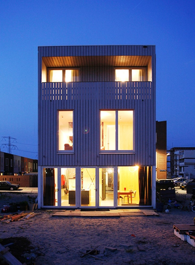 ��� �� ������ ����� �� � ����������. ���������� ������������� ��������� EQUITONE