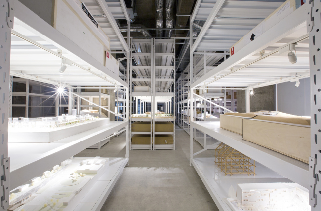 ����� Archi-Depot � Toshiyuki Togashi