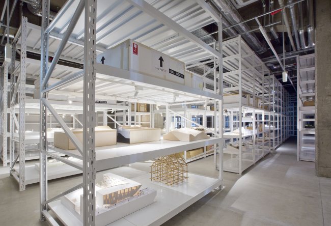 ����� Archi-Depot � Toshiyuki Togashi