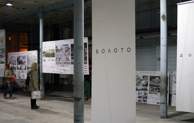 Зодчество, 5 корпус, 3 этаж. Экспозиция Оскара Мамлеева. Фотография © Юлия Тарабарина