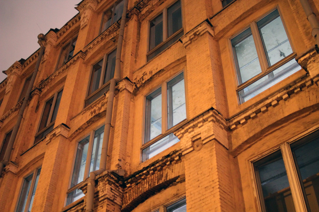 ��������� ���������, 5 ������ �� ������� ����������� �����. ���������� � ���� ����������