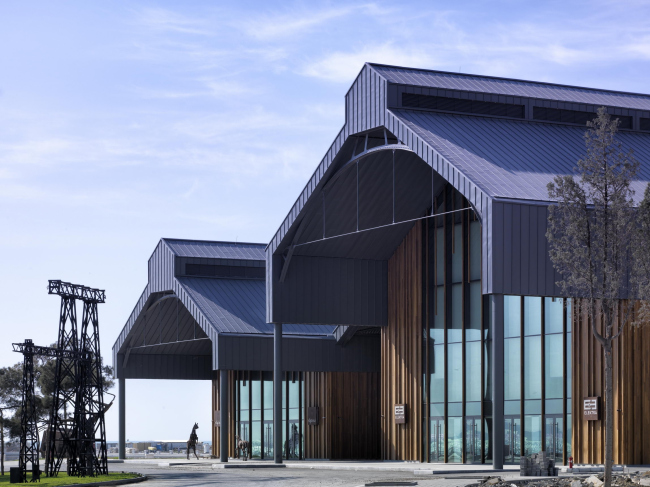 ���������� ����� ������ ��������������� (Elektra) � Cemal Emden