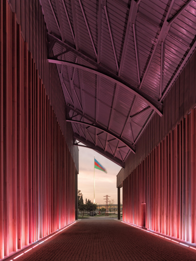 ���������� ����� ������ ��������������� (Elektra) � Cemal Emden