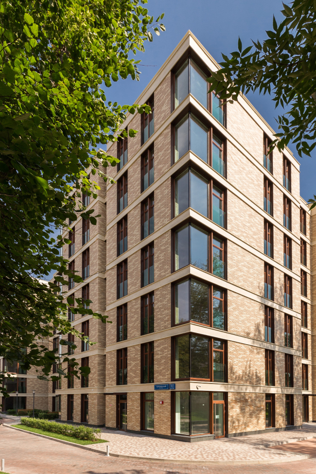 The club house in the Gorokhovsky Lane. Construction, 2016 � ADM architects