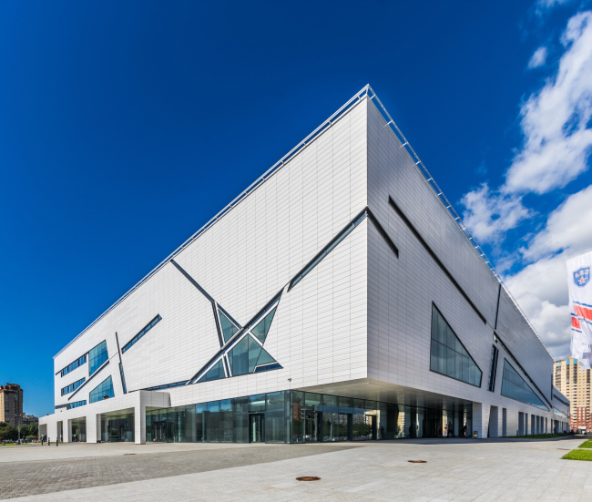 Sports complex of SKA hockey club. Implementation, 2016  A.Len Architectural Bureau